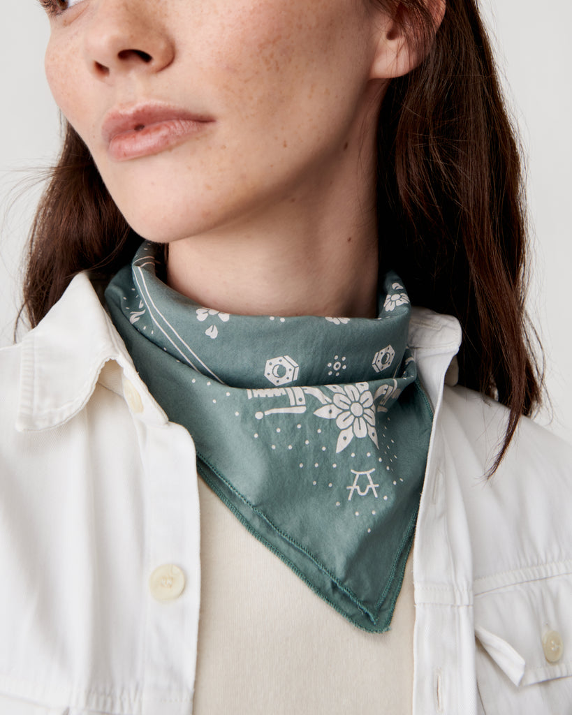 Vined Wheel Bandana - Algonquin Motors